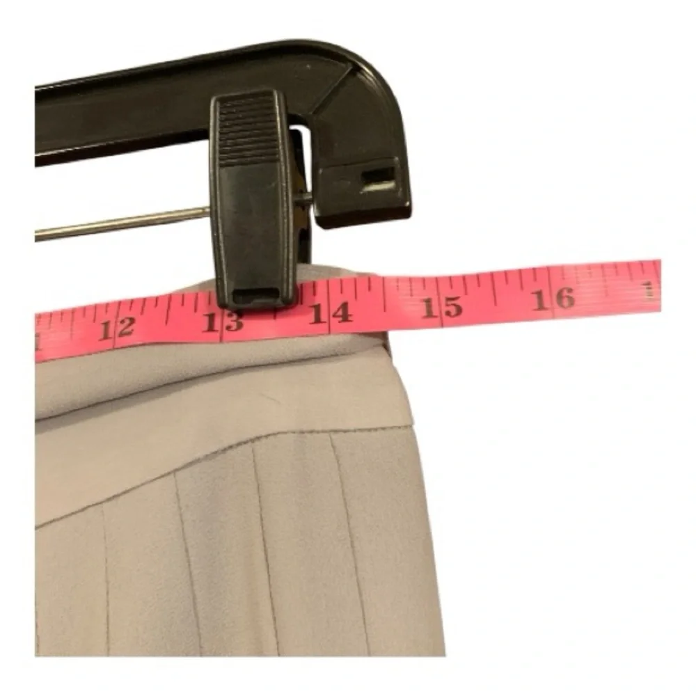 Ann Taylor Light Gray Chiffon Pleated A-Line Skirt Delicate Tie Waist Size 2 - Picture 7 of 9